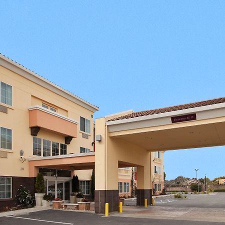 Holiday Inn Express Berkeley By Ihg Exterior photo