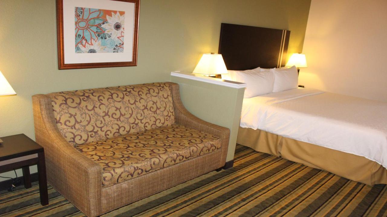 Holiday Inn Express Berkeley By Ihg Exterior photo